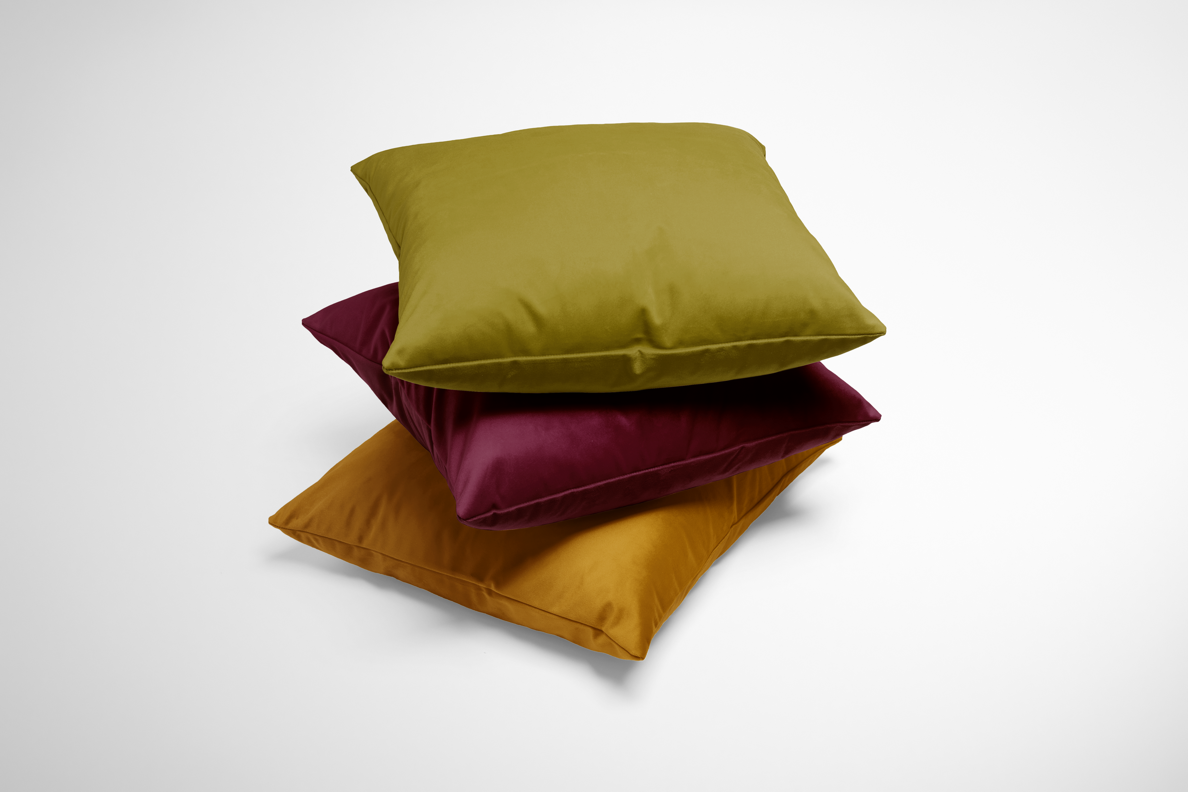 Solid Pillow Cover in Dionysus